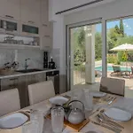 Niva Villa *