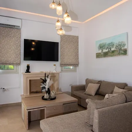 Niva Вилла Айос-Кирикос